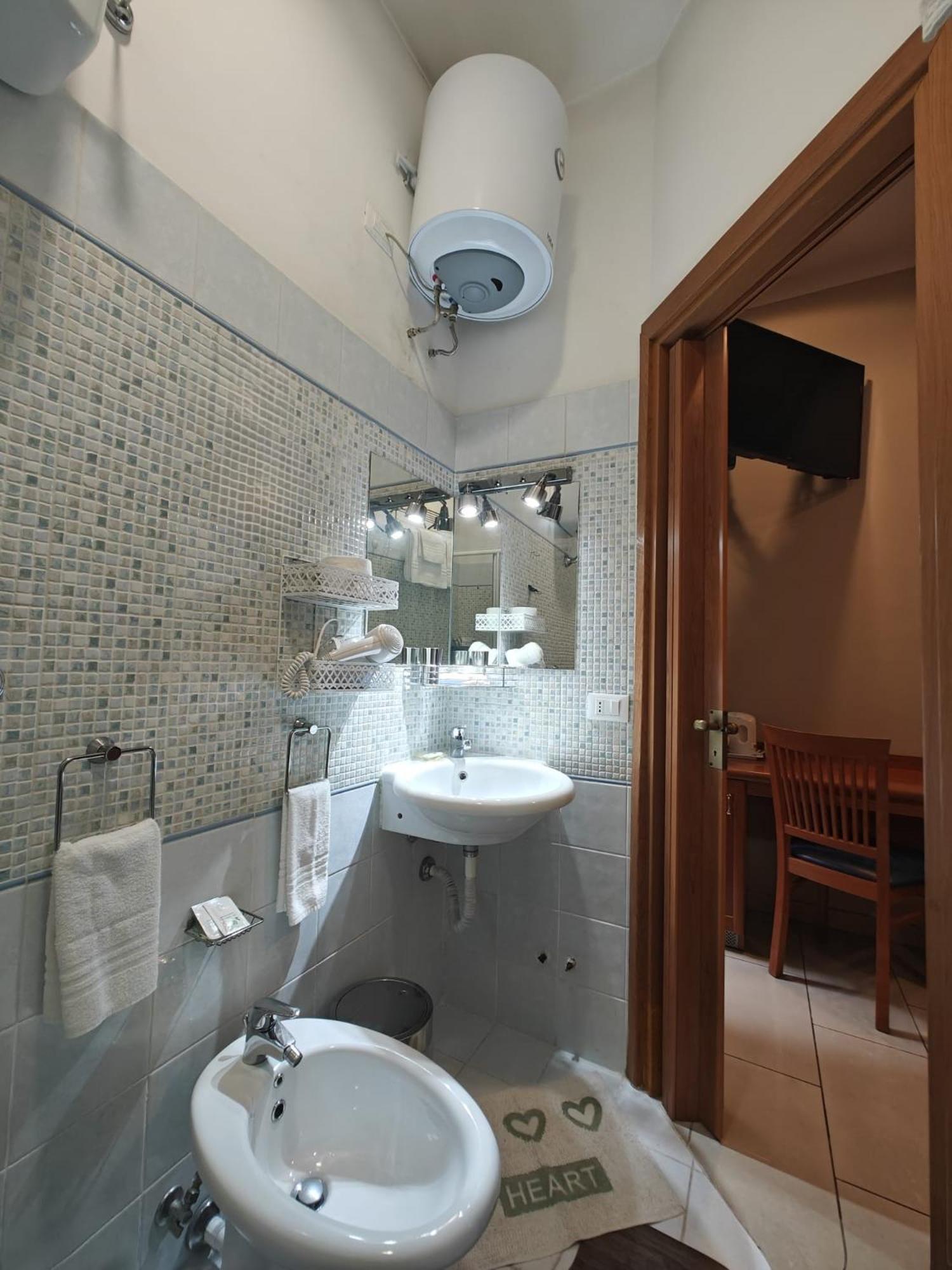 Domus Roxy Hotel Rome Luaran gambar