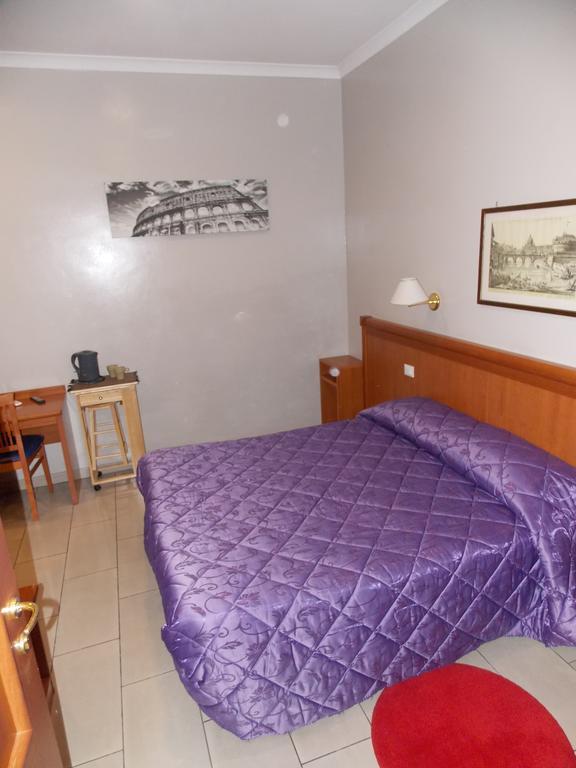 Domus Roxy Hotel Rome Luaran gambar